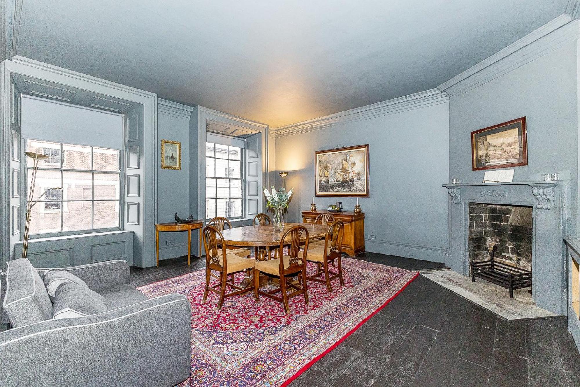 Leinster Apartment, 7 Henrietta Street, Dublin City Centre エクステリア 写真