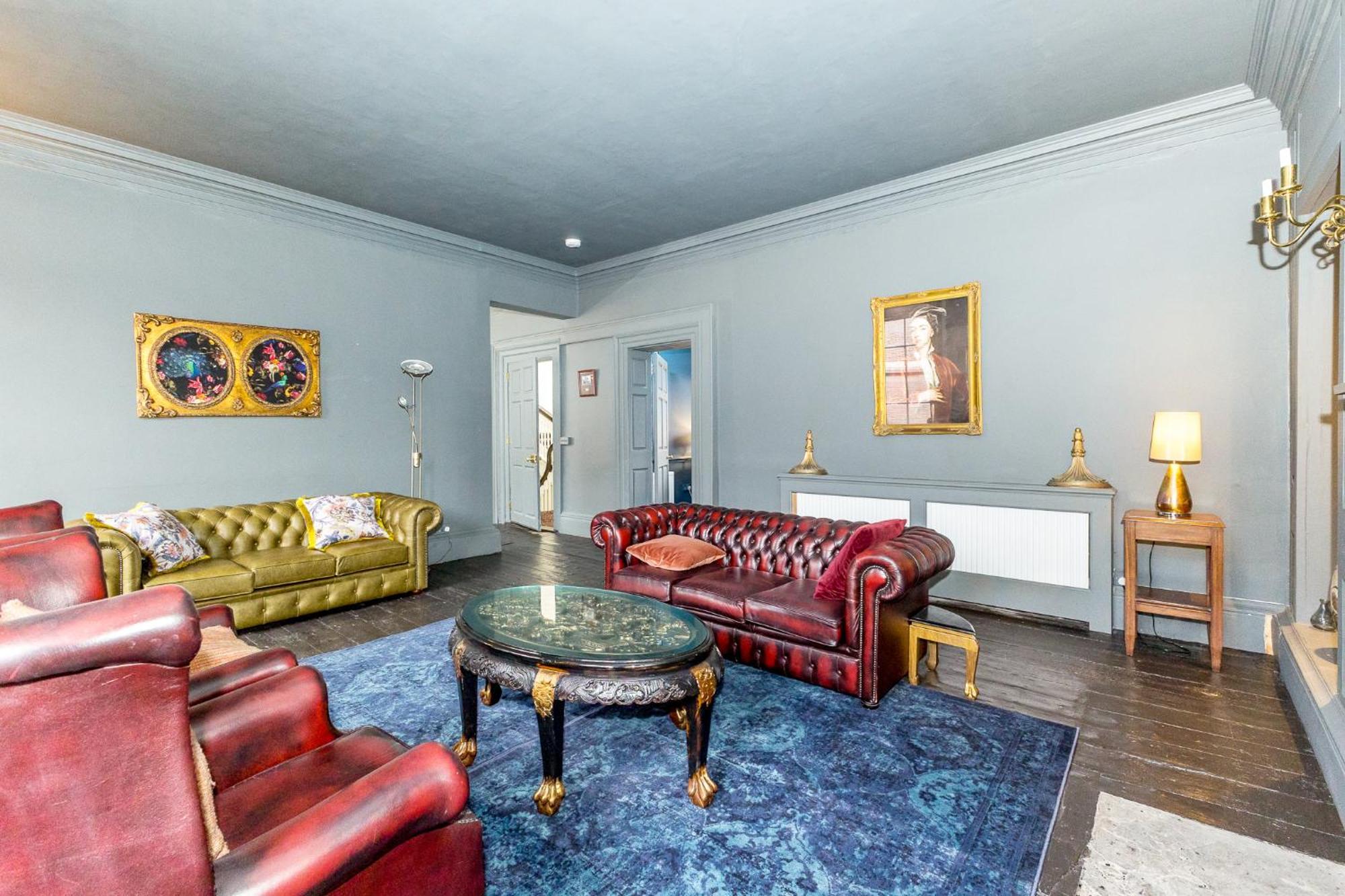 Leinster Apartment, 7 Henrietta Street, Dublin City Centre エクステリア 写真