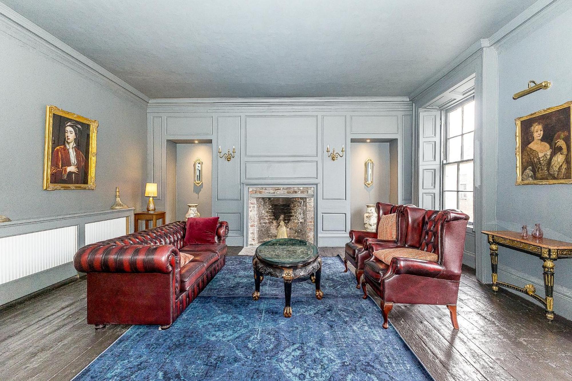Leinster Apartment, 7 Henrietta Street, Dublin City Centre エクステリア 写真