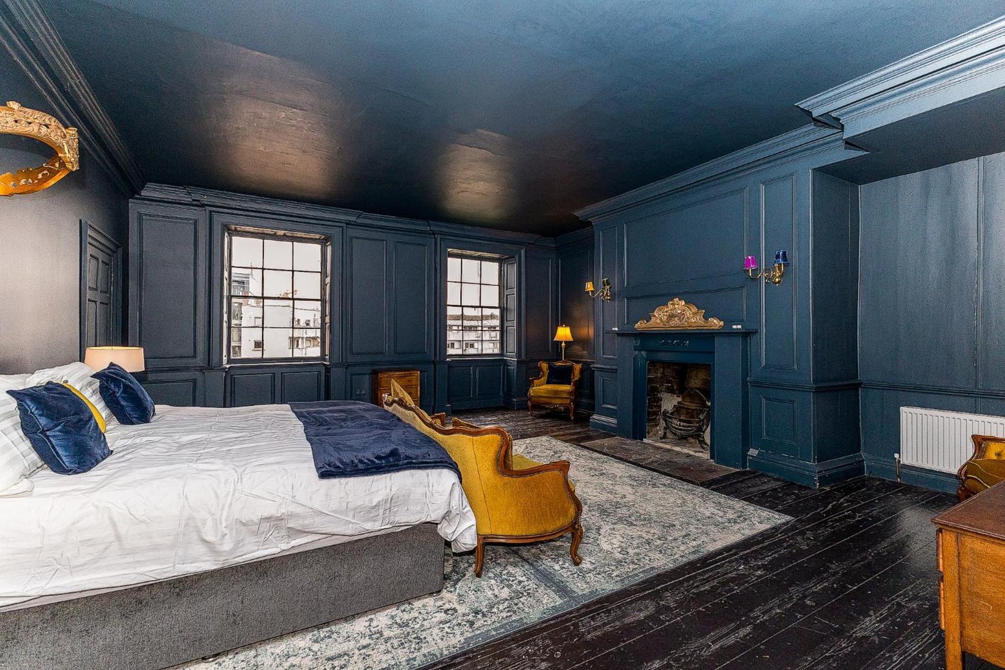 Leinster Apartment, 7 Henrietta Street, Dublin City Centre エクステリア 写真